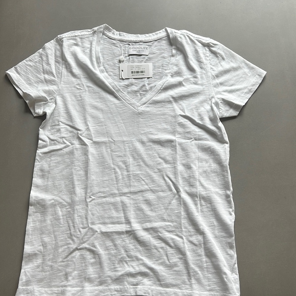 The Goodlife women s white t-shirt